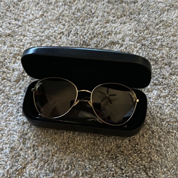 Coach Violet lens Sunglasses - Picture 4 of 5